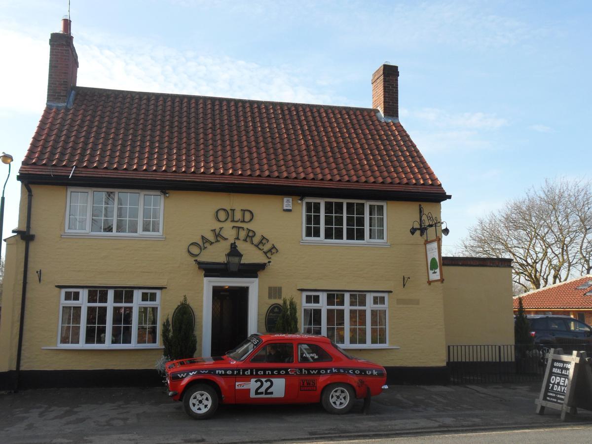 Old Oak Tree Hotel South Kilvington Exterior photo